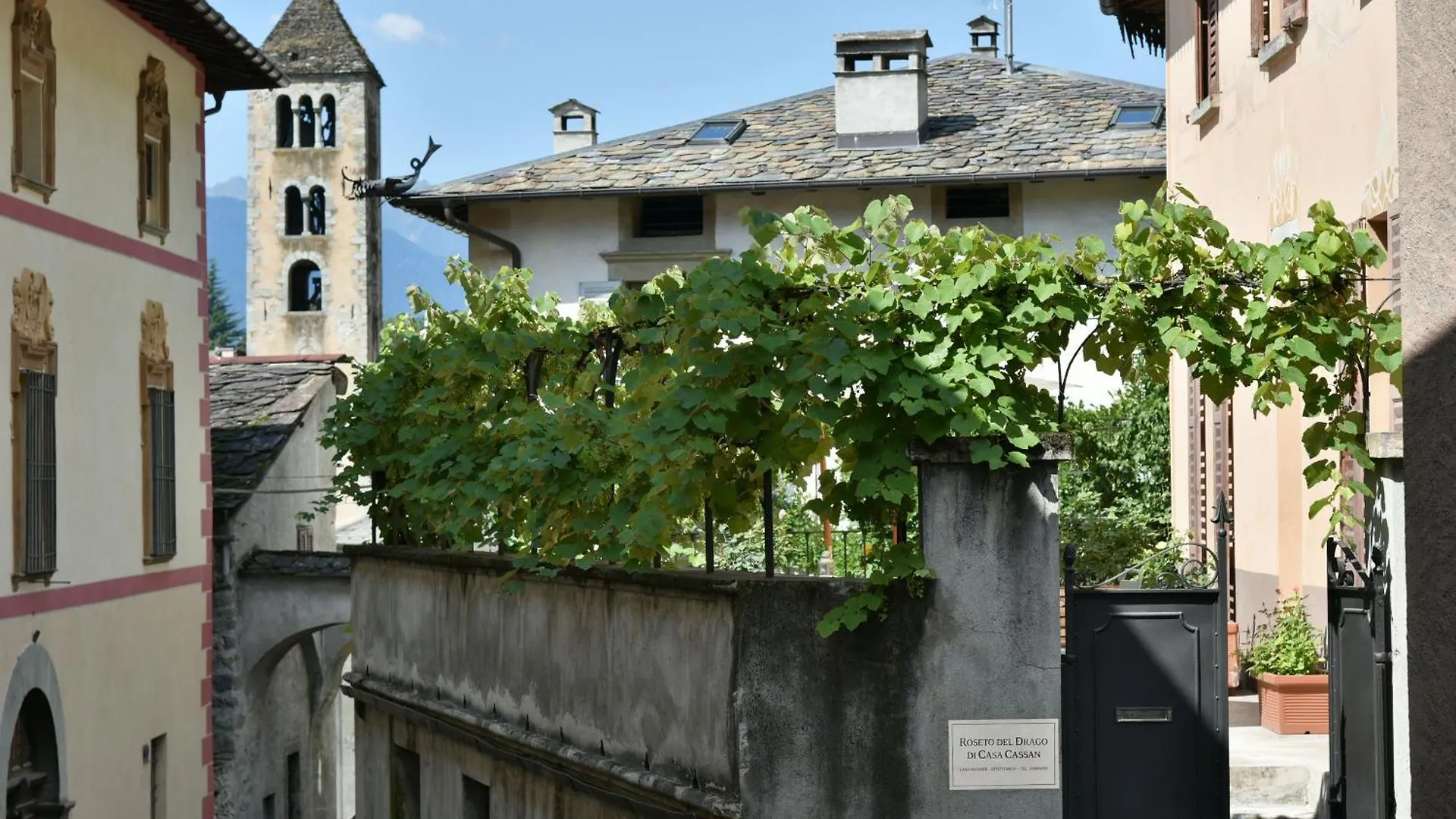 La Sorgente Al Roseto Del Drago Villa San Bernardo  Italien