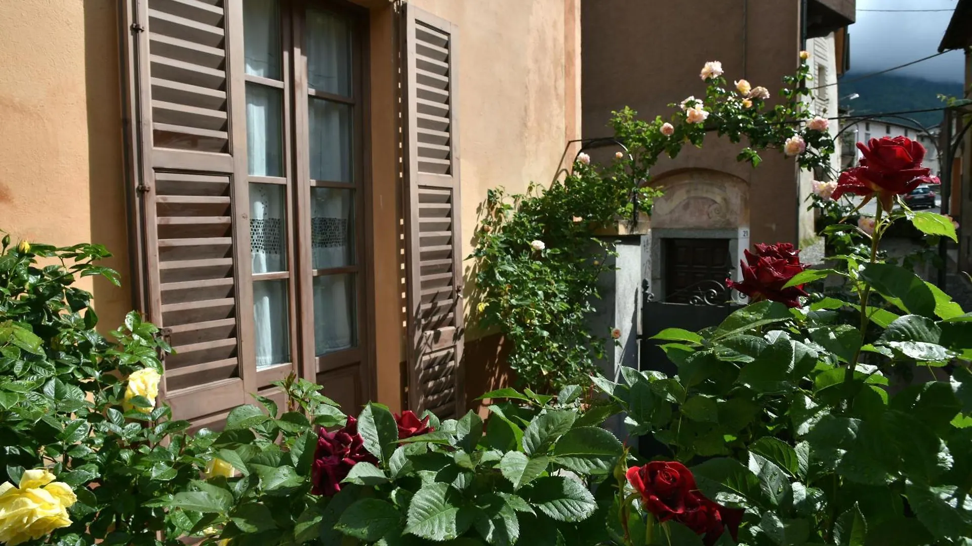 Feriehus La Sorgente Al Roseto Del Drago Villa San Bernardo  Italien
